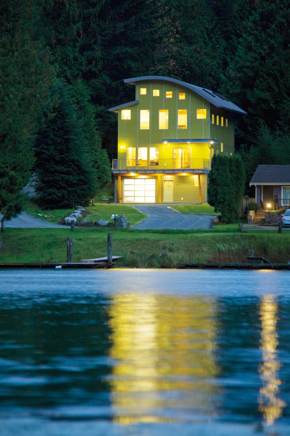 LakeSamishRowHouseExterior1 Bellingham Alive