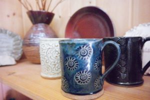 Savvy_Shopper_OrcasPottery_PhotographedTorres_4264_preview